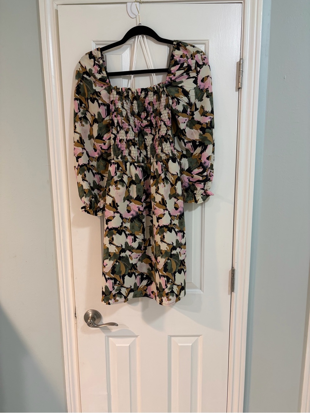 Women’s vero moda Floral Smocked Dress in Pink & Green